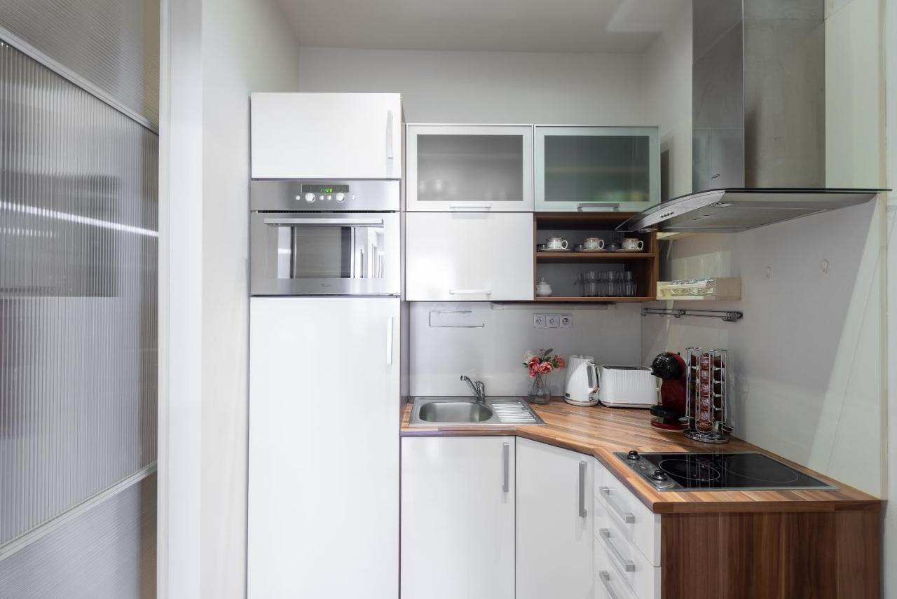 10 Min City Centre 5 People Apartment, Free Coffee Prag Exterior foto