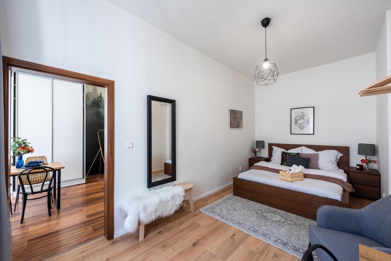 10 Min City Centre 5 People Apartment, Free Coffee Prag Exterior foto